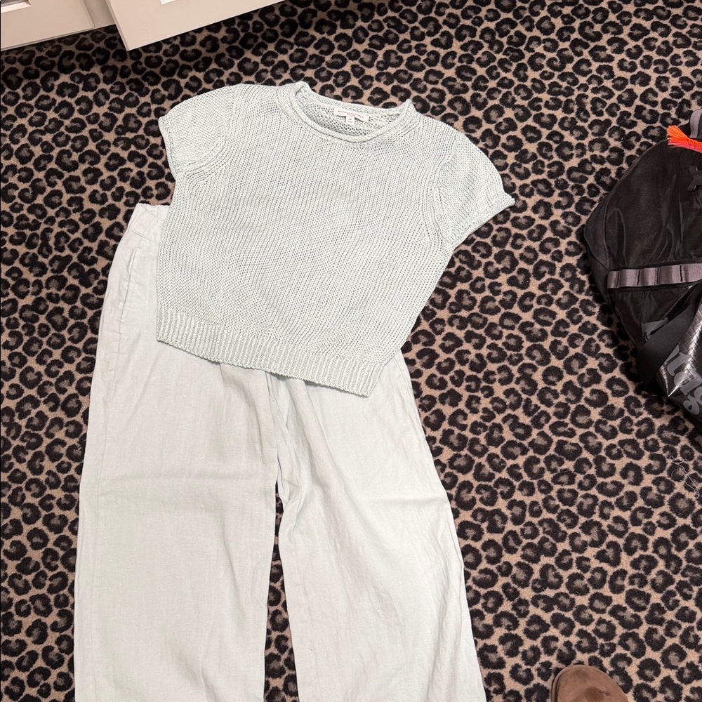 Banana Republic Mint Green Linen Knit Top